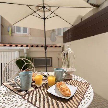 Travelingtolisbon 332 - Alfama *